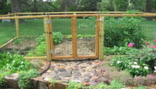 A Guide To Ground Circumstances For Garden Fencing (Sloping Garden)