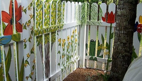 Wood Fences Vinyl fencing is more thrilling